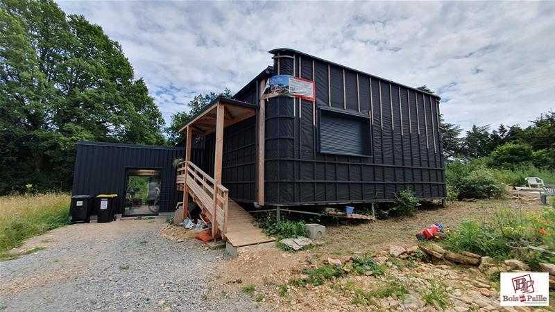 Maison ossature bois isolée en paille à Poitiers (86)